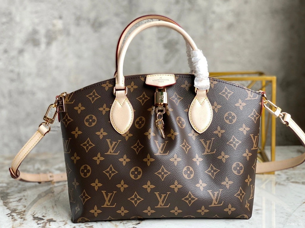 WIS LOUIS PM VUITTON BOÉTIE 0720